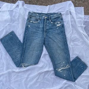 American Eagle 90’s Boyfriend Jeans